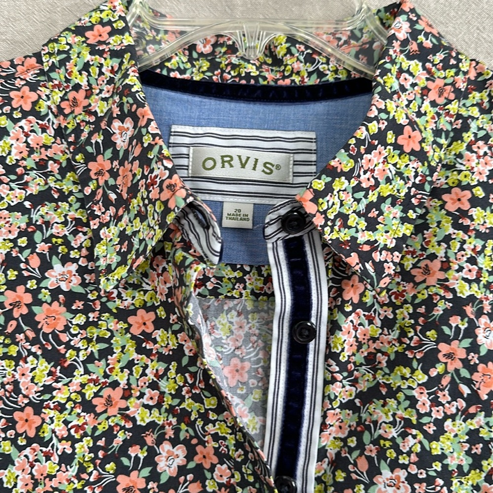 Orvis long sleeved floral shirt with ribbon placket